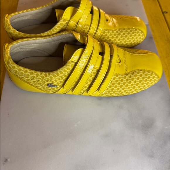 Vintages yellow Lacoste Patterned Sneakers - Picture 2 of 8